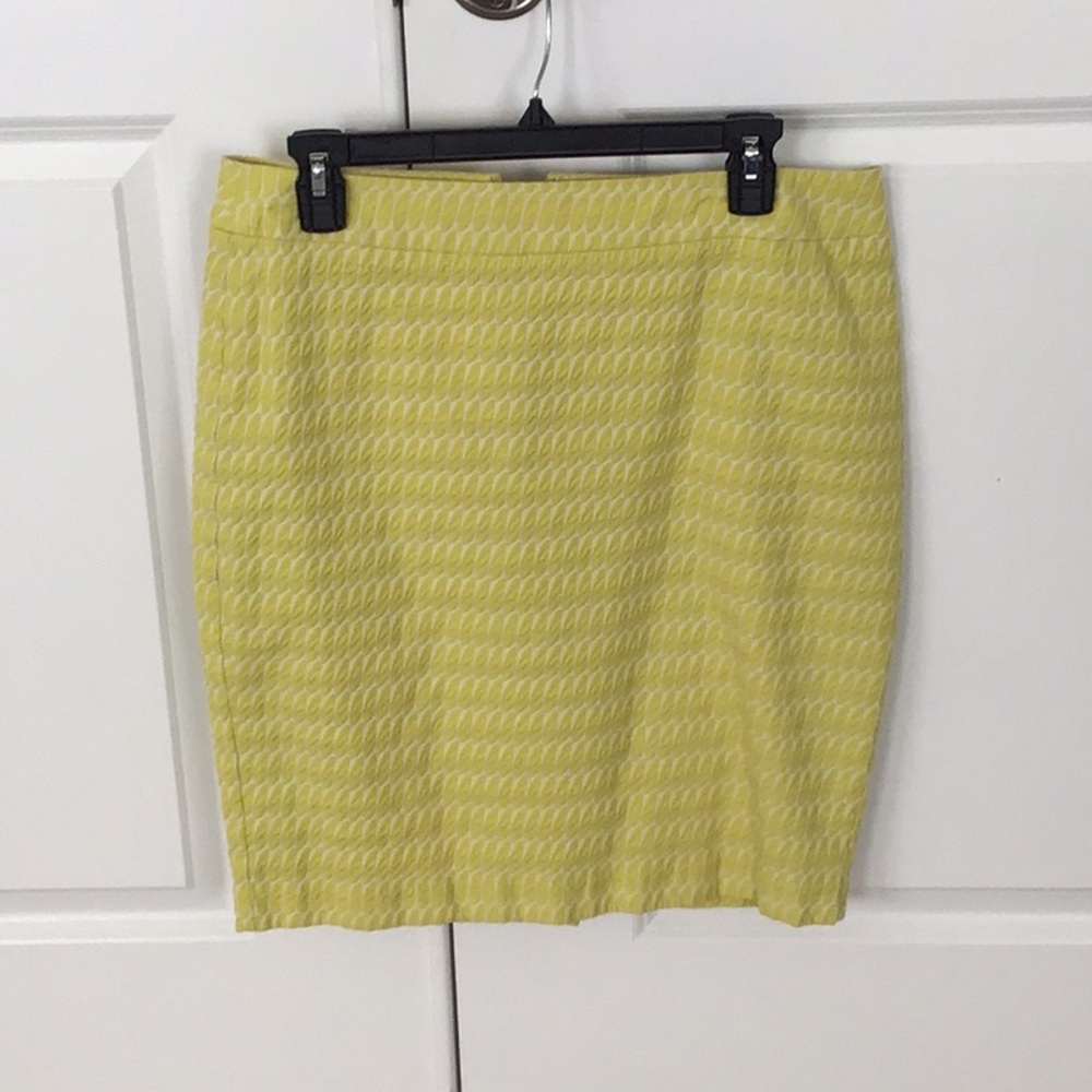 Ann Taylor Textured Chartuese Skit Sz 12P